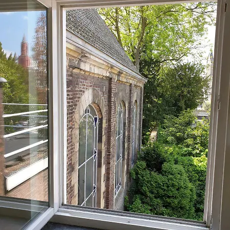 Charmante Woning Naast Monumentale Kerk In Centrum Apartment Maastricht