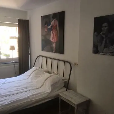 Charmante Woning Naast Monumentale Kerk In Centrum Apartment Maastricht
